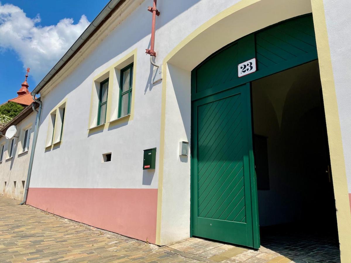 Bezauberndes Gaestehaus In Šatov Extérieur photo